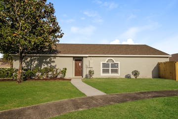 5624 New Cambridge Rd Orlando, FL 32810